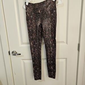 Spanx Faux Leather Snake Skin Leggings Size Medium Multicolor